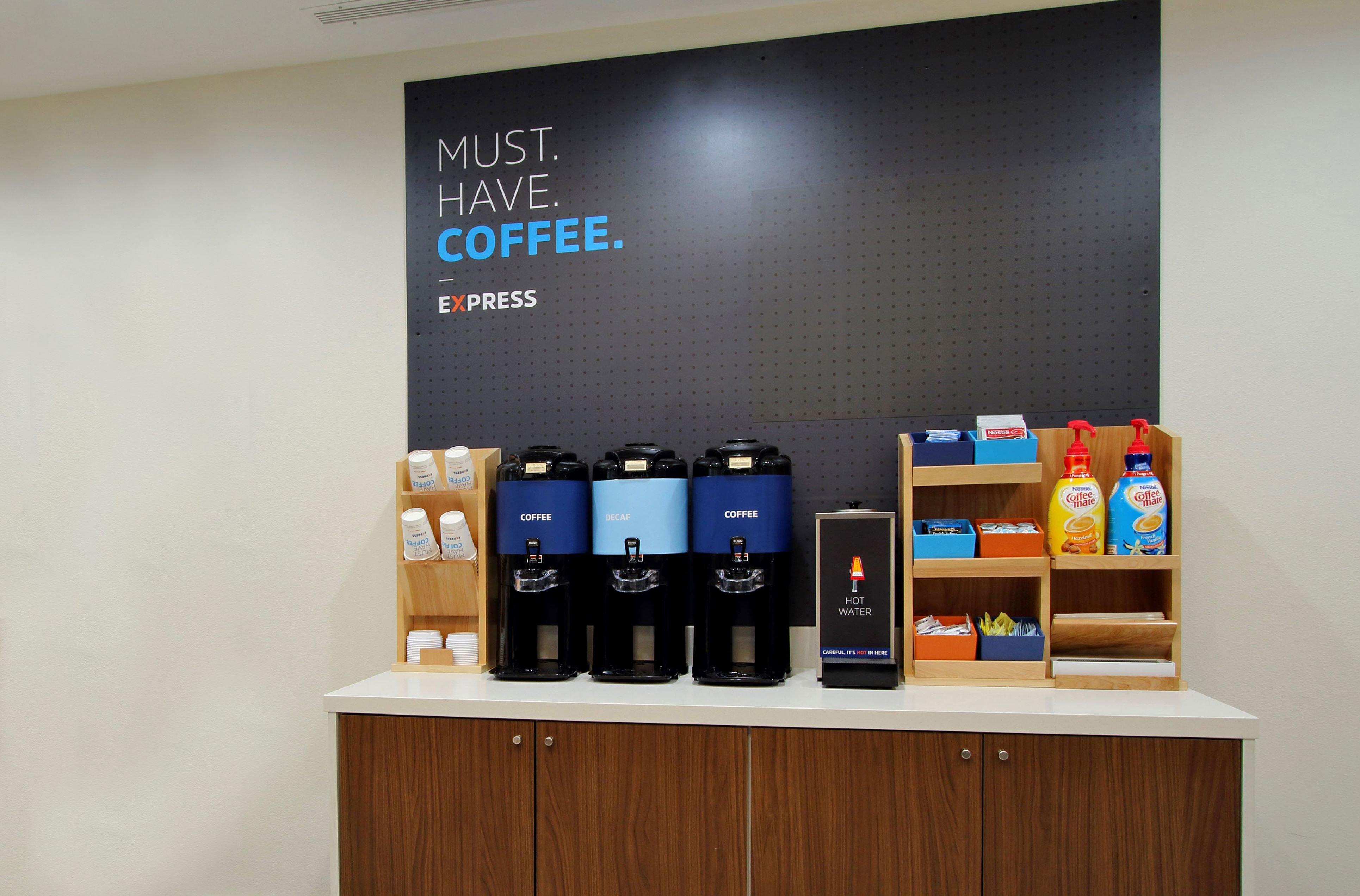 Holiday Inn Express Hotel & Suites Lake Elsinore By Ihg Buitenkant foto