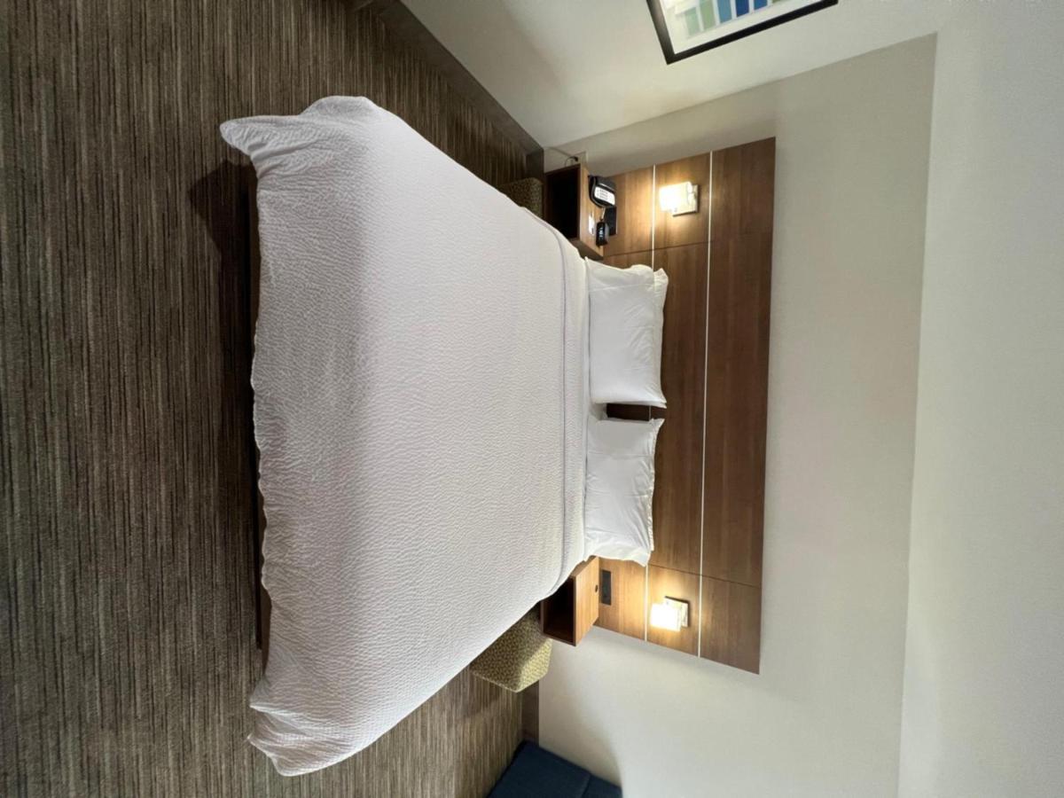 Holiday Inn Express Hotel & Suites Lake Elsinore By Ihg Buitenkant foto