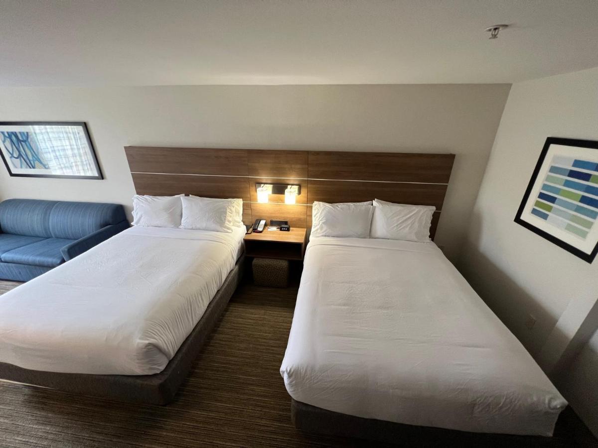 Holiday Inn Express Hotel & Suites Lake Elsinore By Ihg Buitenkant foto