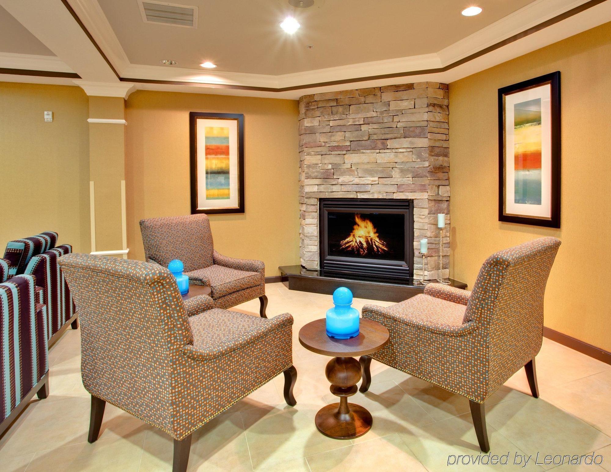 Holiday Inn Express Hotel & Suites Lake Elsinore By Ihg Buitenkant foto