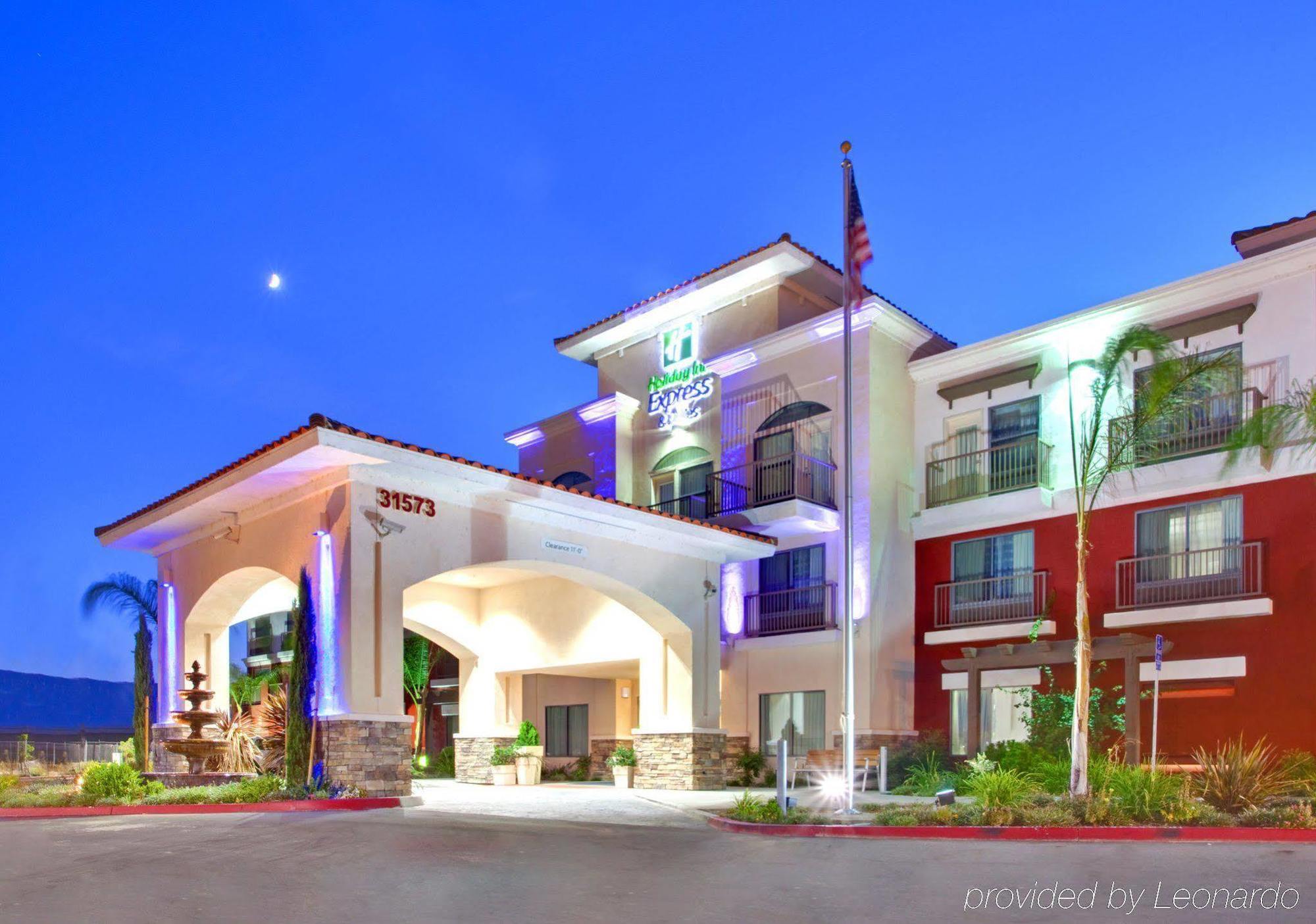 Holiday Inn Express Hotel & Suites Lake Elsinore By Ihg Buitenkant foto